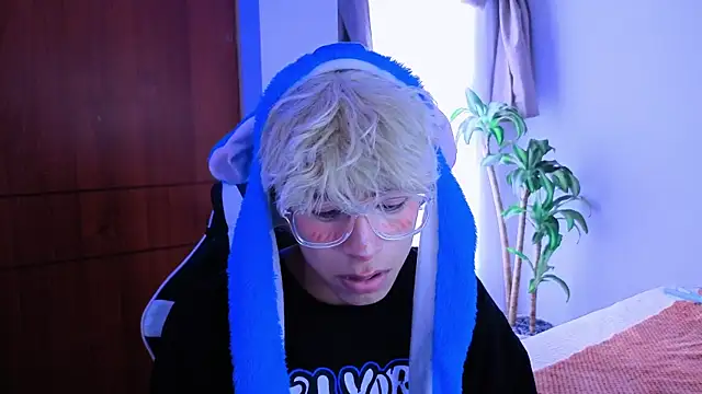 taichi bluy online show from 15, 11, 2025