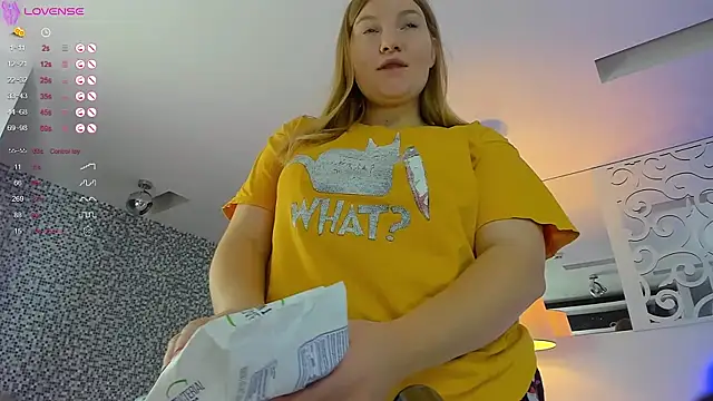 AshleyJoness online show from 17, 10, 2025