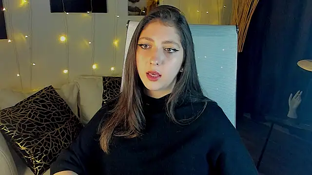 Snapshot of Mary_Miiller chatting on 17, 9, 2025 Mary Miiller online show from 17, 9, 2025