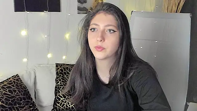 Snapshot of Mary_Miiller chatting on 19, 9, 2025 Mary Miiller online show from 19, 9, 2025