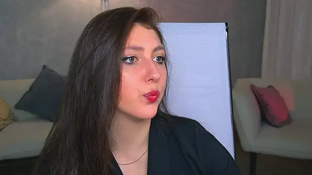 Snapshot of Mary_Miiller chatting on 17, 10, 2025 Mary Miiller online show from 17, 10, 2025