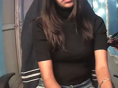 Snapshot of RENUKA_RAJPUT chatting on 12, 11, 2025 RENUKA RAJPUT online show from 12, 11, 2025