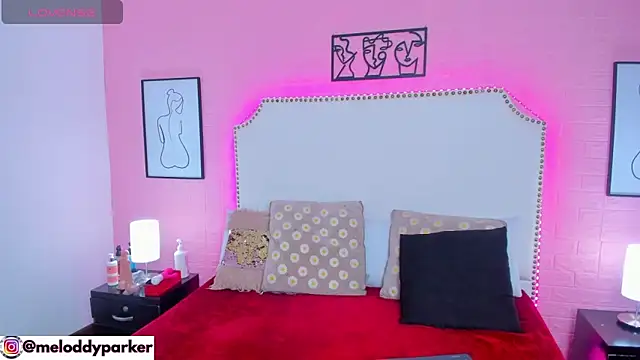 Meloddy Parkerr  online show from 19, 10, 2025