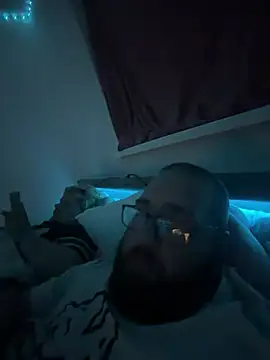 mrandmrsdarkside online show from 11, 4, 2026