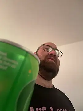 mrandmrsdarkside online show from 23, 4, 2026