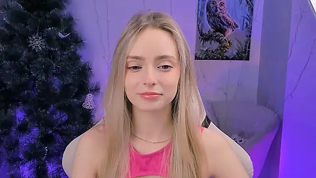 Snapshot of JuliaBrewwer chatting on 10, 2, 2026 JuliaBrewwer online show from 10, 2, 2026