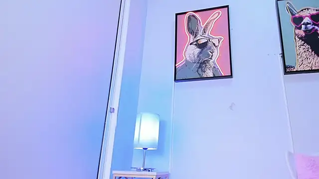 dulce fiore07 online show from 4, 4, 2026