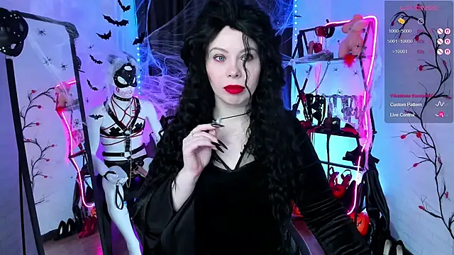 Anna Maxwell online show from 1, 11, 2025