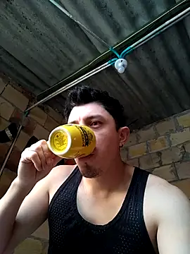 Snapshot of douglaszaens chatting on 17, 9, 2025 douglaszaens online show from 17, 9, 2025