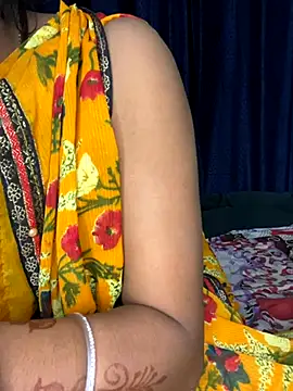 Snapshot of SEXY-SIMI-BHABI chatting on 15, 10, 2025 SEXY-SIMI-BHABI online show from 15, 10, 2025