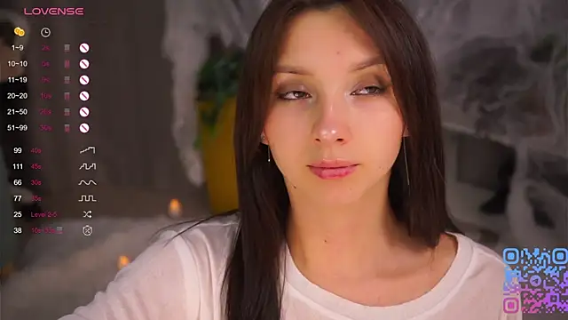 DaisyBlaze online show from 4, 11, 2025