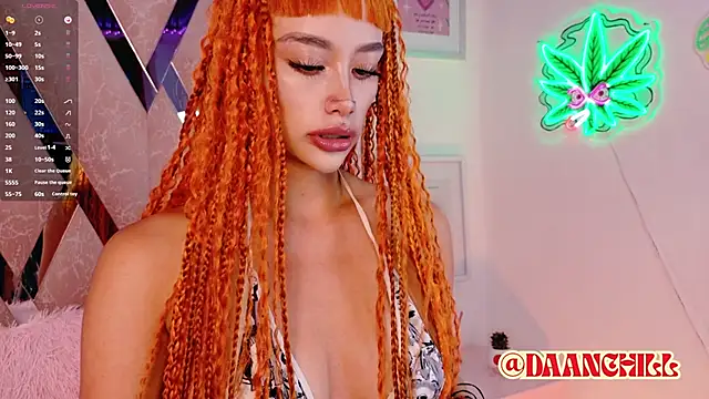 ScarlettRusso1 online show from 17, 3, 2026