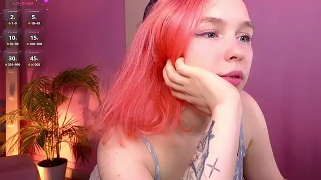 NaomiYoru online show from 2, 7, 2026