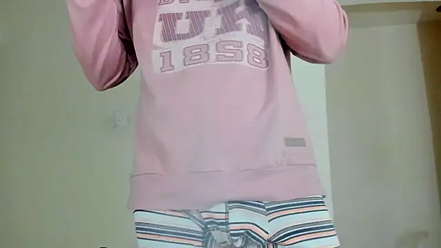 Snapshot of HELLSTAR chatting on 4, 11, 2025 HELLSTAR online show from 4, 11, 2025