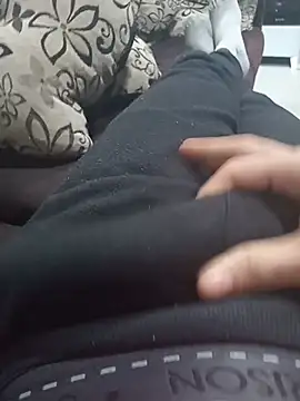 Alejandro260785 online show from 24, 6, 2026