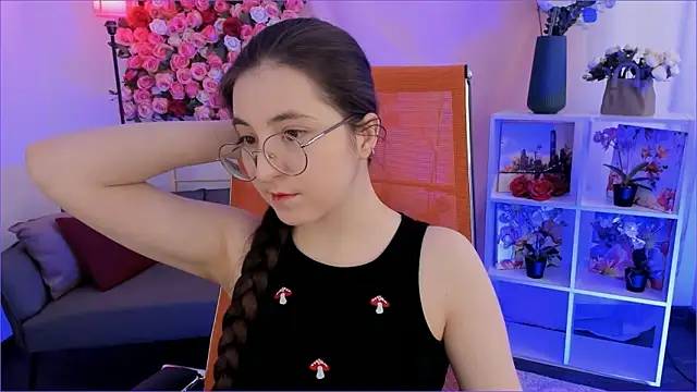 Snapshot of VirtuallVoyant chatting on 10, 2, 2026 VirtuallVoyant online show from 10, 2, 2026