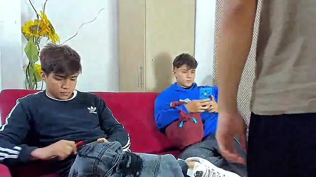 willy sexxx18 online show from 30, 3, 2026