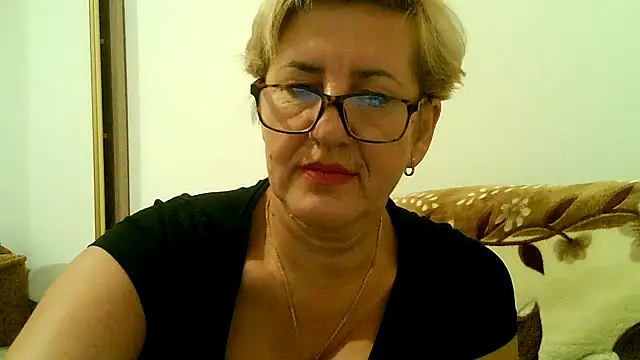 Snapshot of Dana4921 chatting on 29, 9, 2025 Dana4921 online show from 29, 9, 2025