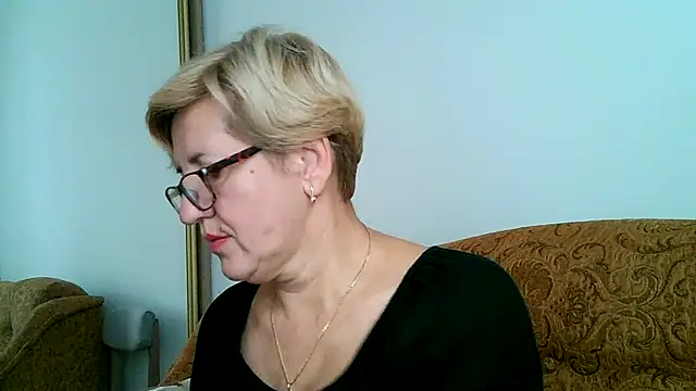 Snapshot of Dana4921 chatting on 13, 10, 2025 Dana4921 online show from 13, 10, 2025