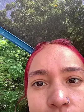 Snapshot of Dafne_Mel chatting on 5, 2, 2026 Dafne Mel online show from 5, 2, 2026