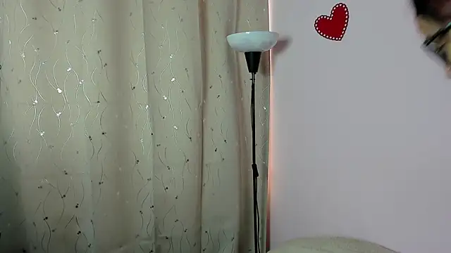 Snapshot of Dafne_Mel chatting on 19, 2, 2026 Dafne Mel online show from 19, 2, 2026