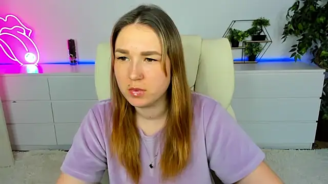 Snapshot of Sofii_darling chatting on 8, 2, 2026 Sofii darling online show from 8, 2, 2026