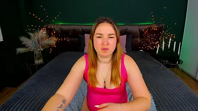 Snapshot of Sofii_darling chatting on 12, 2, 2026 Sofii darling online show from 12, 2, 2026