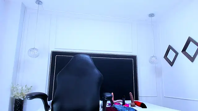 Ariana costa online show from 27, 9, 2025