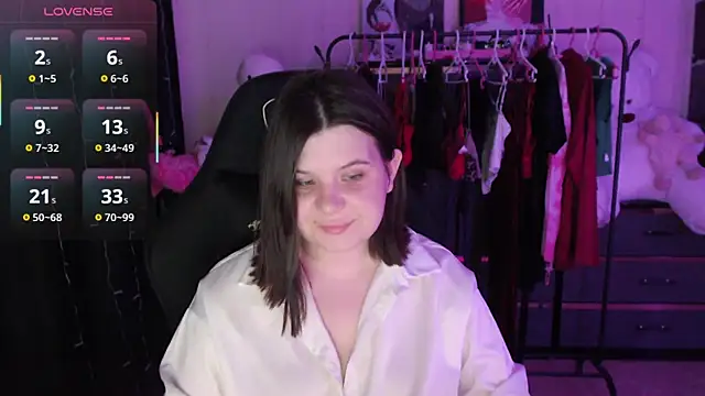AmyVibess online show from 4, 6, 2026