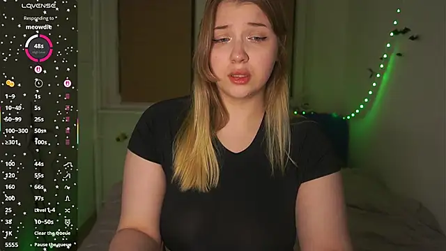 CuteSharloti online show from 20, 12, 2025