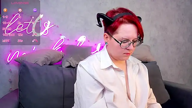 Michelle Wilsson online show from 2, 11, 2025