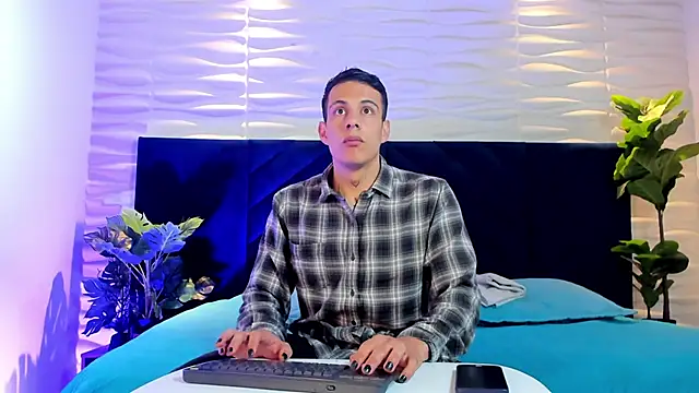 Dustin Sonne online show from 12, 4, 2026