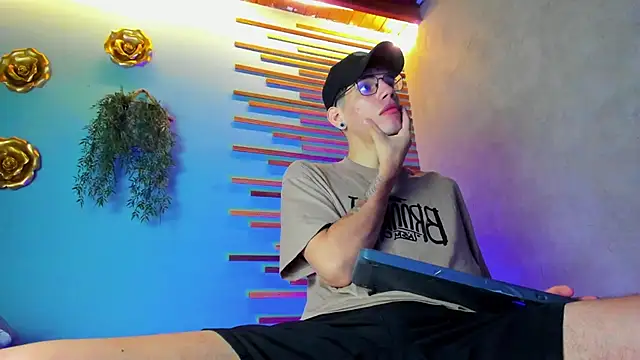 david huge online show from 24, 10, 2025