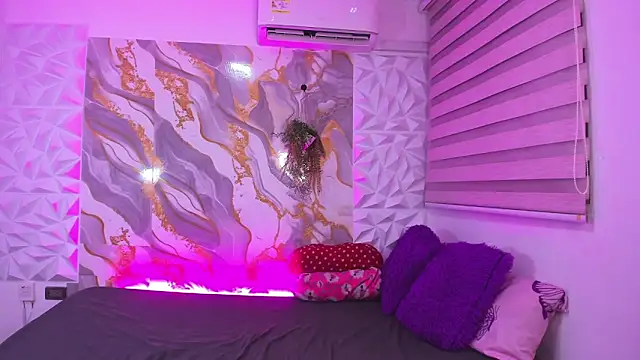 Snapshot of stuart_fetish chatting on 4, 12, 2025 stuart fetish online show from 4, 12, 2025