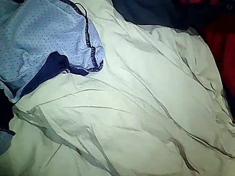 Snapshot of 20cmloiro chatting on 28, 9, 2025 20cmloiro online show from 28, 9, 2025