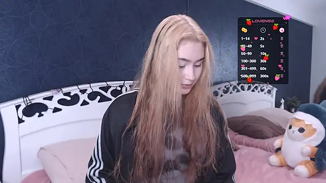 Lili Luuu online show from 18, 10, 2025