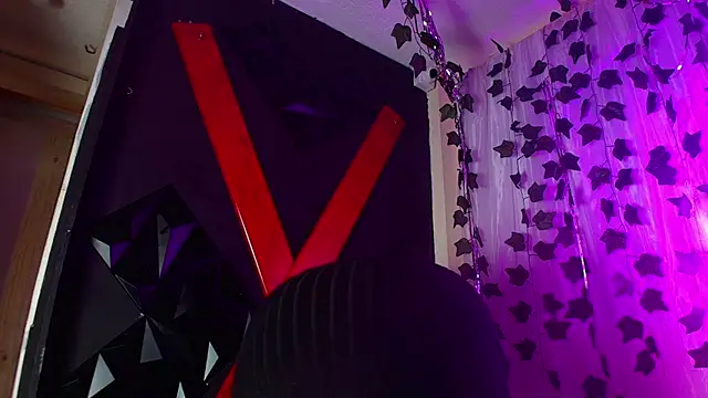 ivonne diaz1 online show from 3, 11, 2025