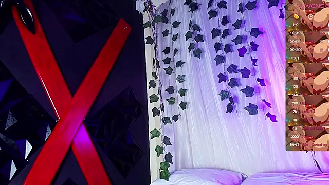 ivonne diaz1 online show from 1, 12, 2025