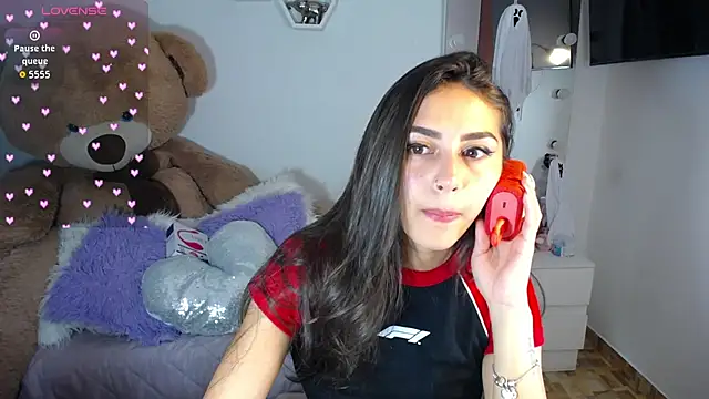 channel-rose1 online show from 19, 10, 2025