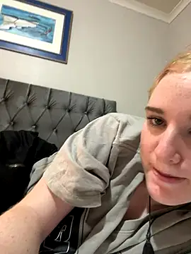 tretrunkwet online show from 23, 12, 2025