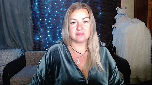 NikaSkylink online show from 12, 9, 2025