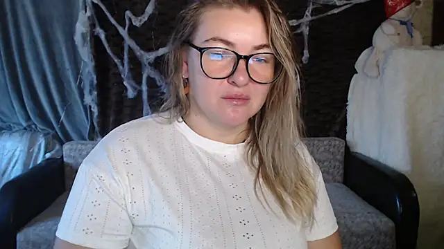 NikaSkylink online show from 1, 11, 2025