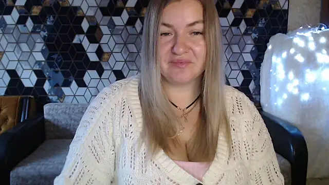 NikaSkylink online show from 15, 12, 2025