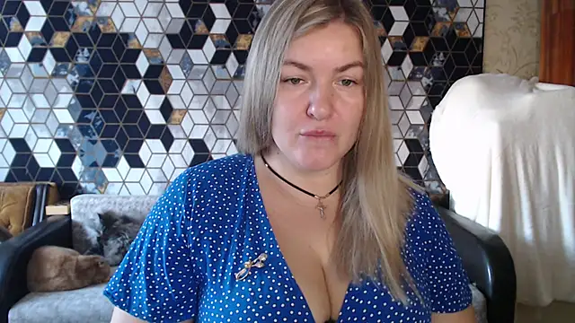 Snapshot of NikaSkylink chatting on 2, 2, 2026 NikaSkylink online show from 2, 2, 2026