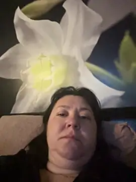 Liza Will online show from 7, 4, 2026