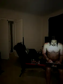 Snapshot of KingKevo27 chatting on 6, 10, 2025 KingKevo27 online show from 6, 10, 2025