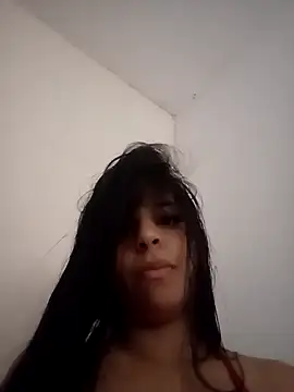 Snapshot of Carolzinha150 chatting on 21, 6, 2026 Carolzinha150 online show from 21, 6, 2026
