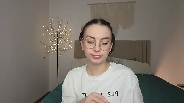 Real cutie1 online show from 2, 4, 2026