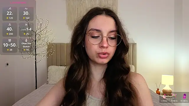 Snapshot of Real_cutie1 chatting on 18, 6, 2026 Real cutie1 online show from 18, 6, 2026