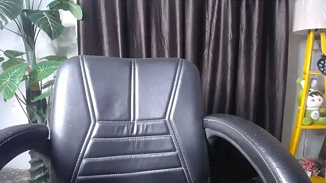 kiara 1122 online show from 25, 4, 2026